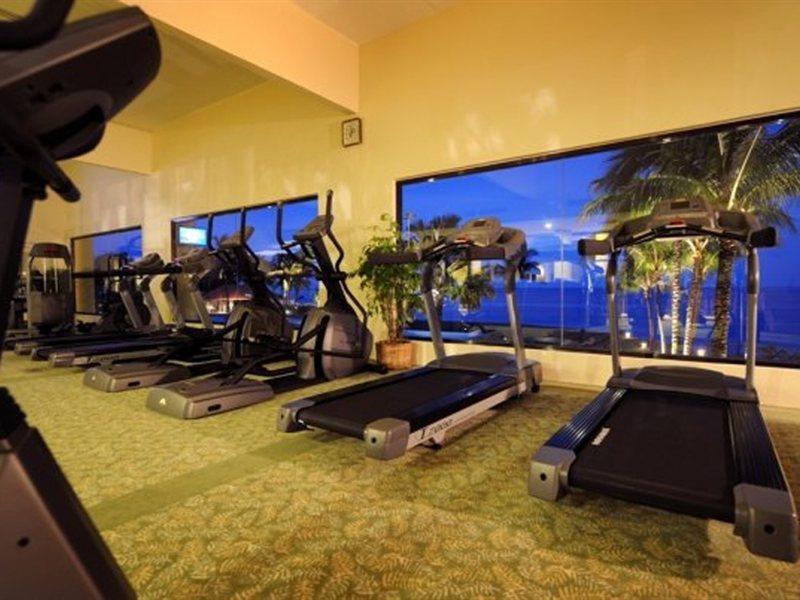 Damai Puri Resort & Spa Kuching Eksteriør bilde The gym at the hotel